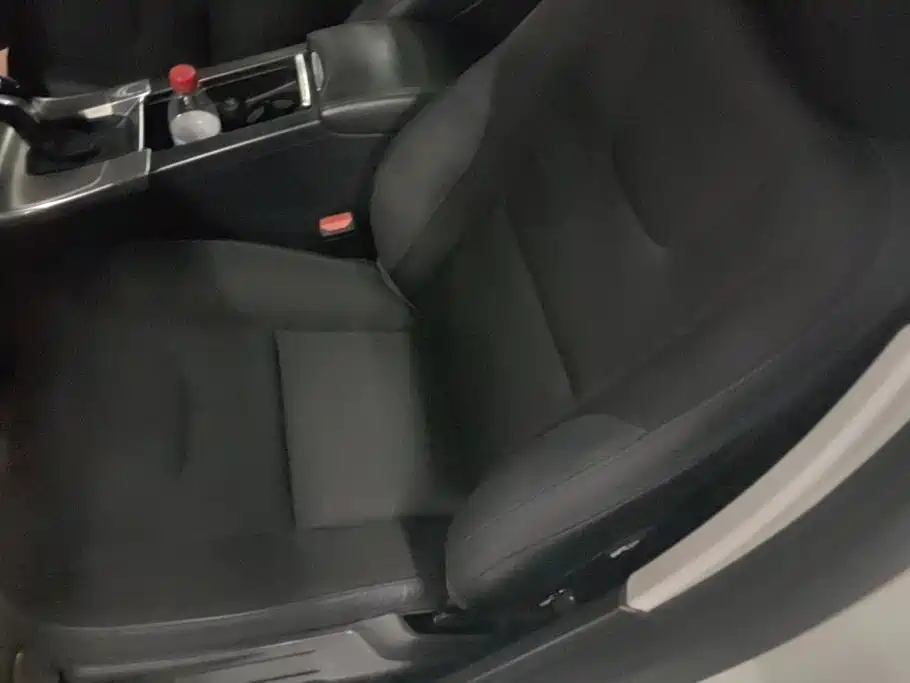 Volvo S60 — миниатюра 9