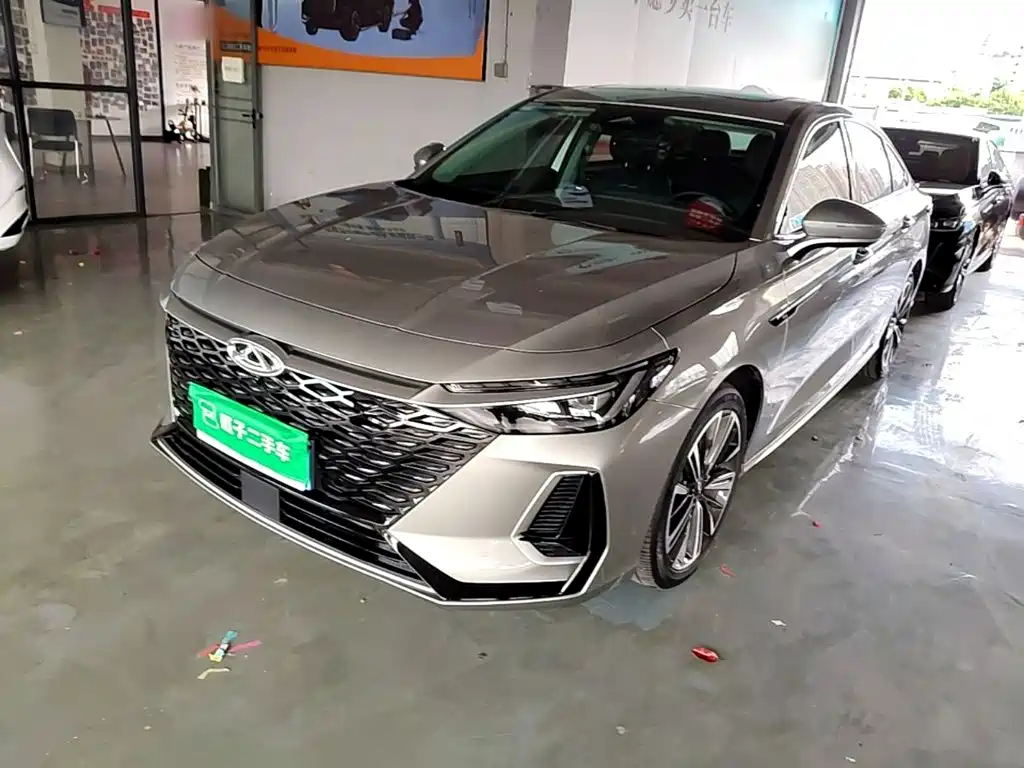 Chery Arrizo 8
