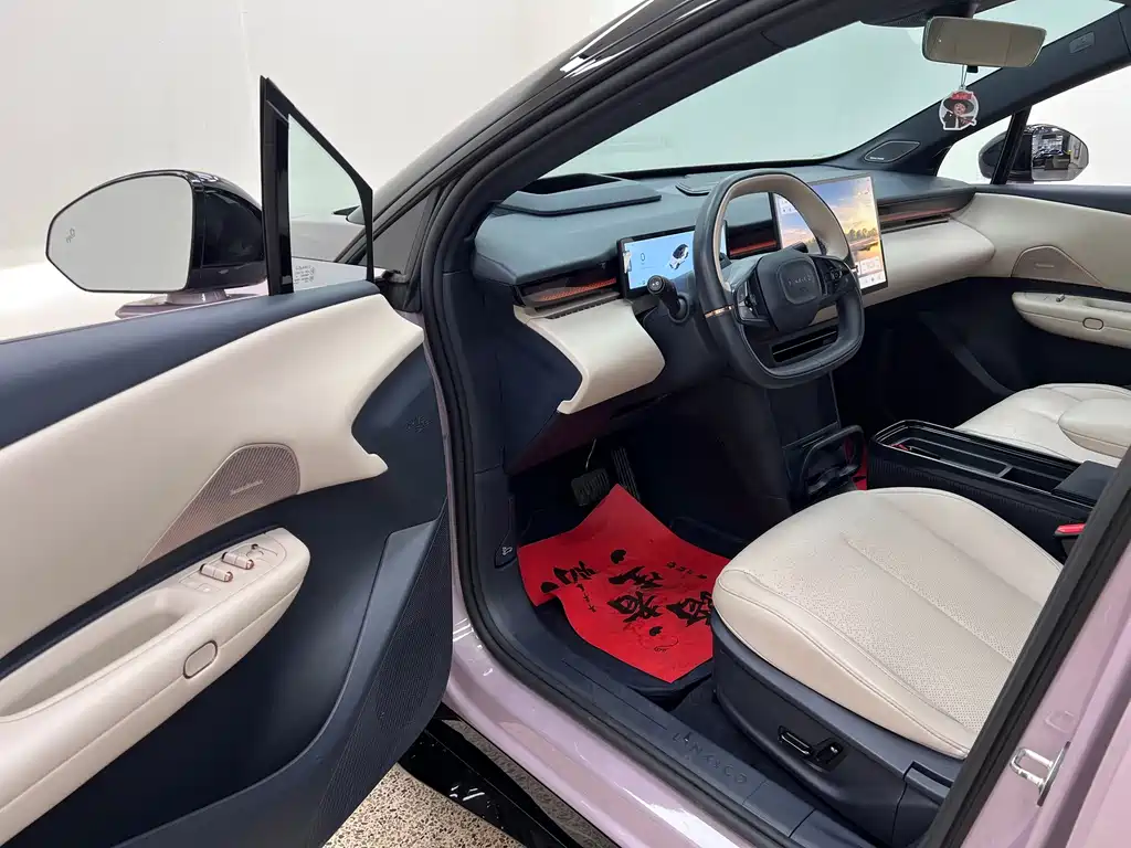 Lynk & Co Z20 — миниатюра 14