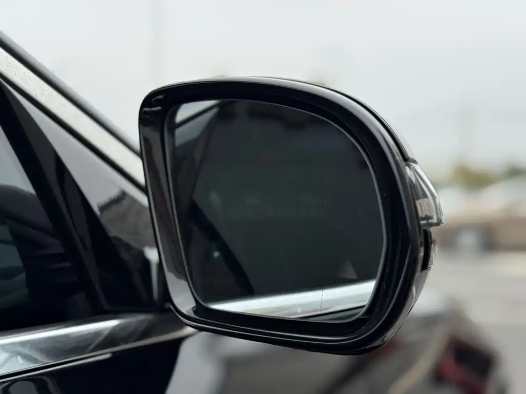 Mercedes-Benz E-Class New Energy — миниатюра 35
