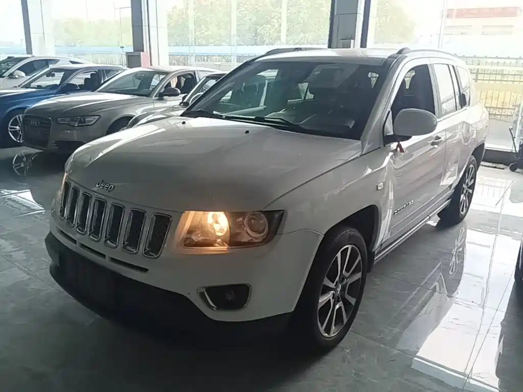 Jeep Compass (Import)