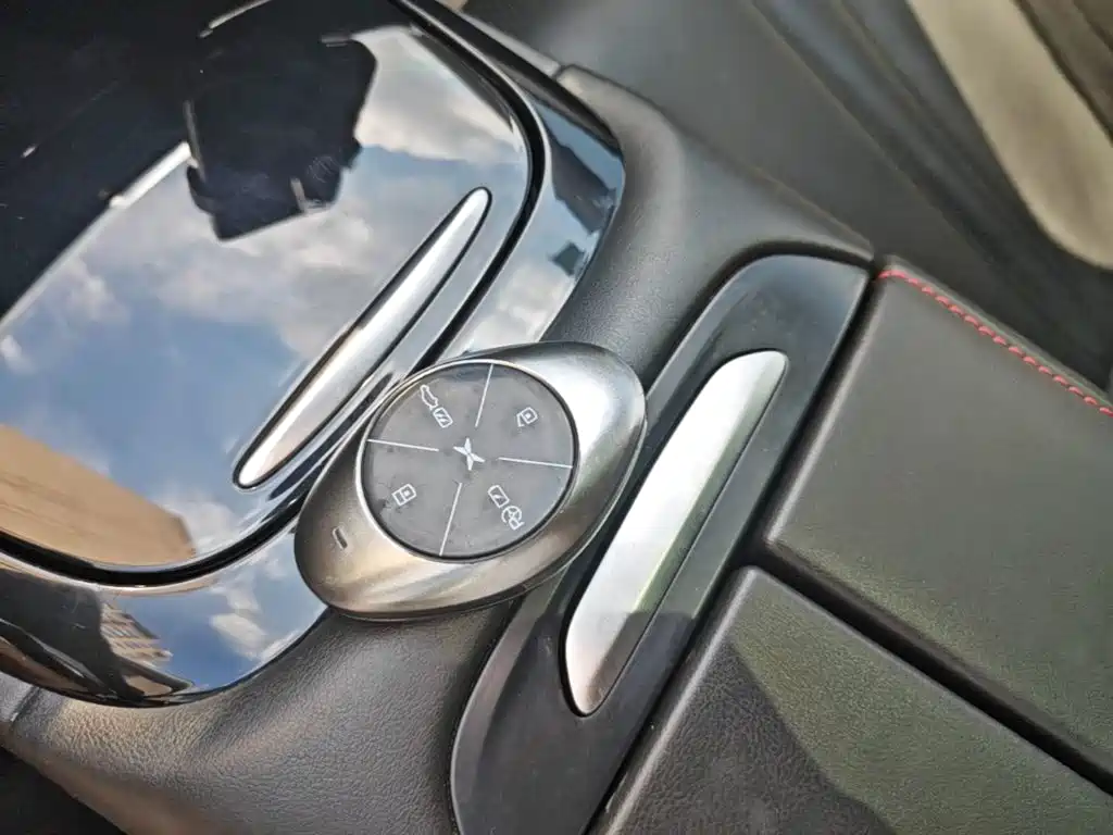 XPeng P7 — миниатюра 9