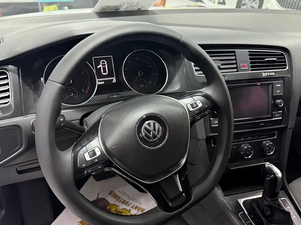 Volkswagen Golf — миниатюра 5