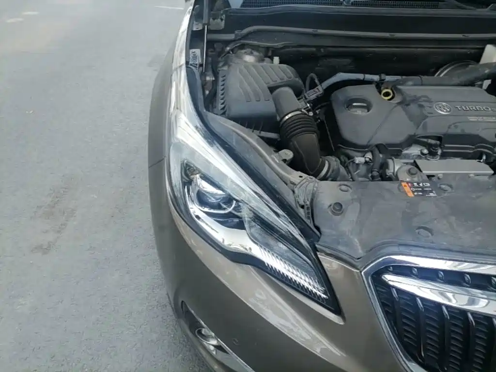 Buick Envision Plus — миниатюра 13