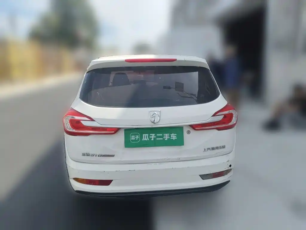 Baojun 310W — миниатюра 5