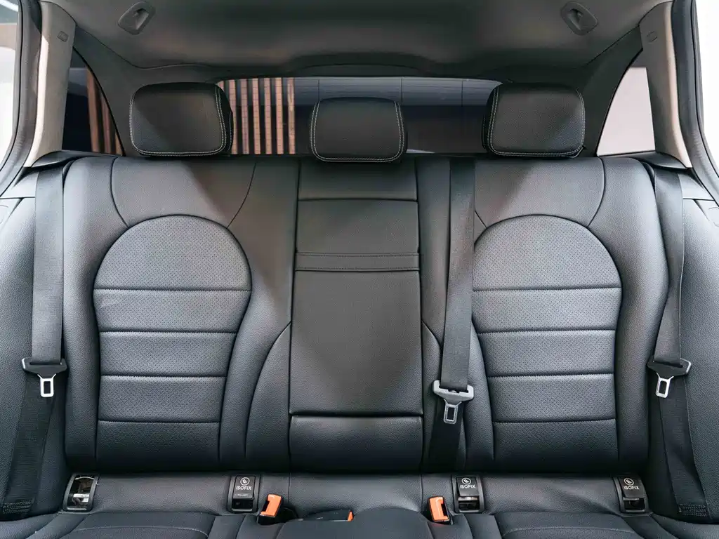 Mercedes-Benz C-Class (Import) — миниатюра 22