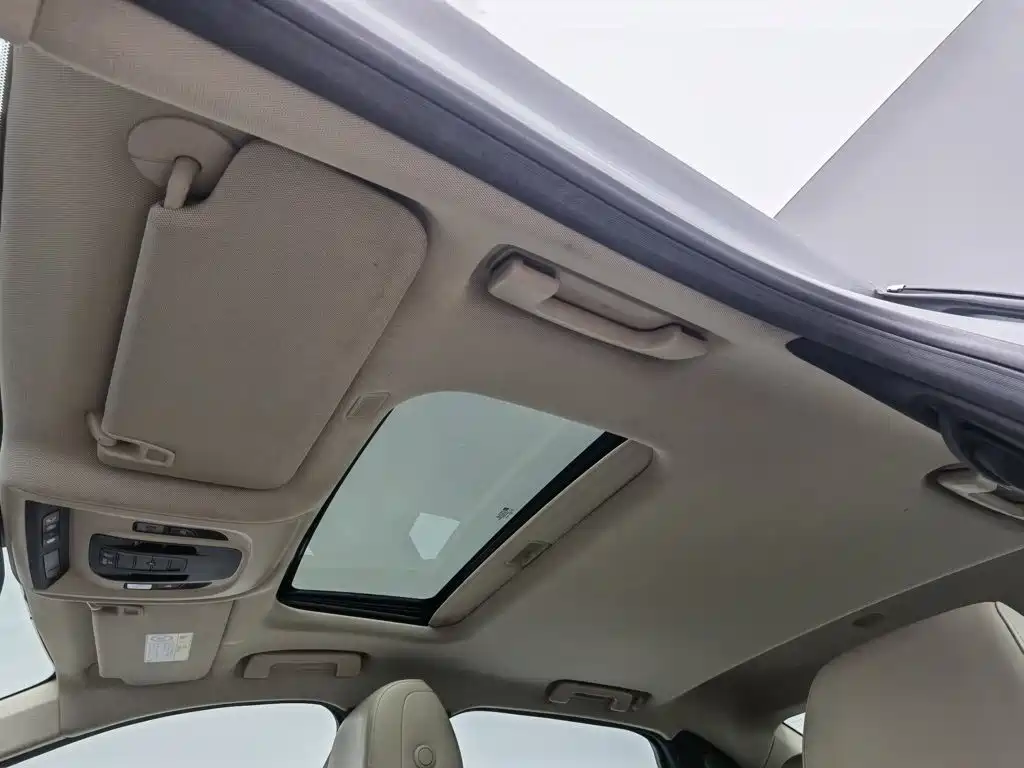 Cadillac CT6 — миниатюра 14