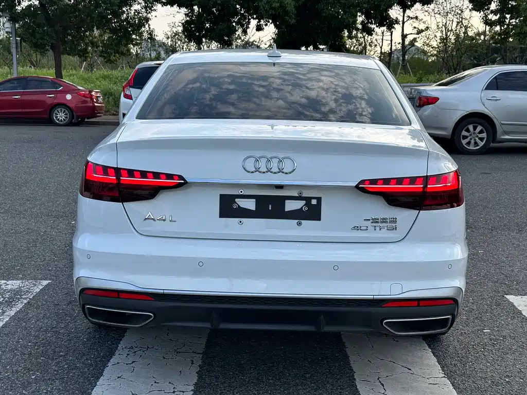 Audi A4L — миниатюра 5