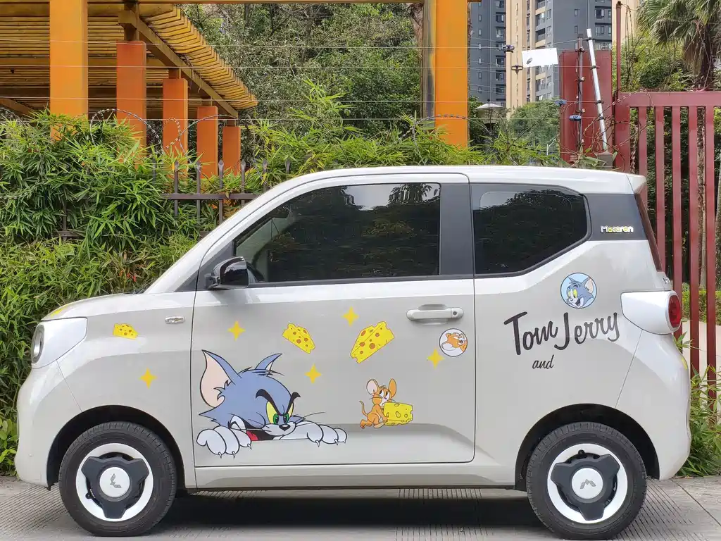 Wuling MINIEV — миниатюра 5