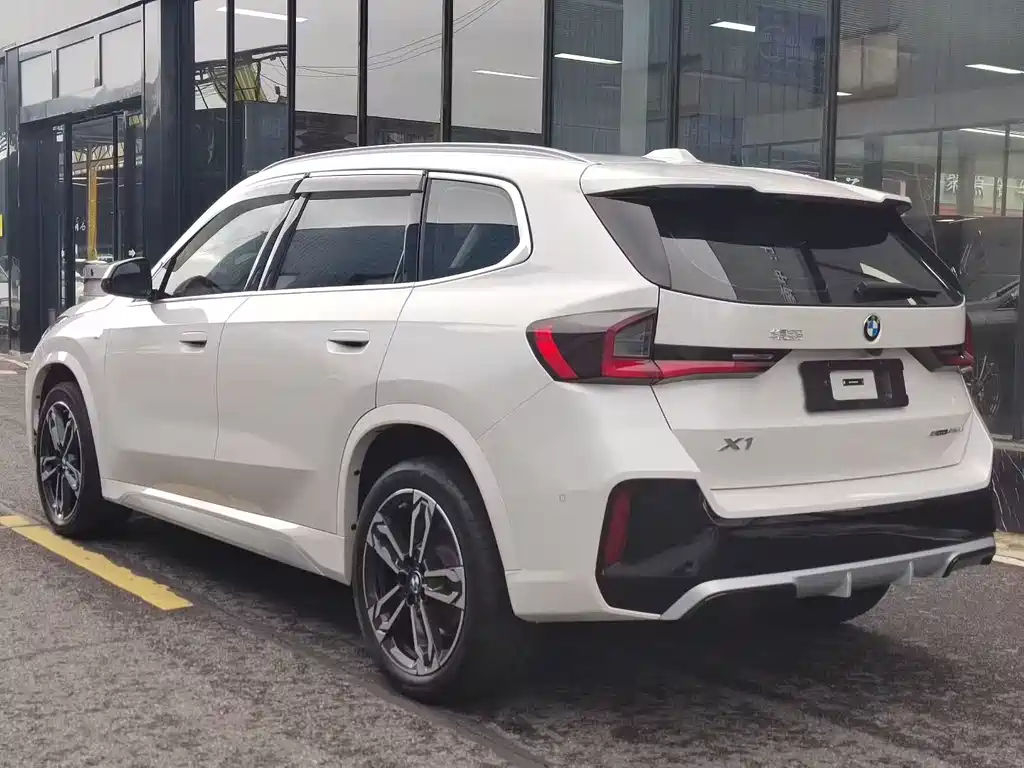 BMW X1 2024 sDrive25Li M Sport