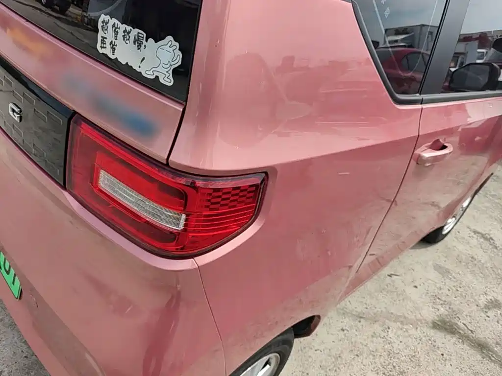 Wuling MINIEV — миниатюра 8