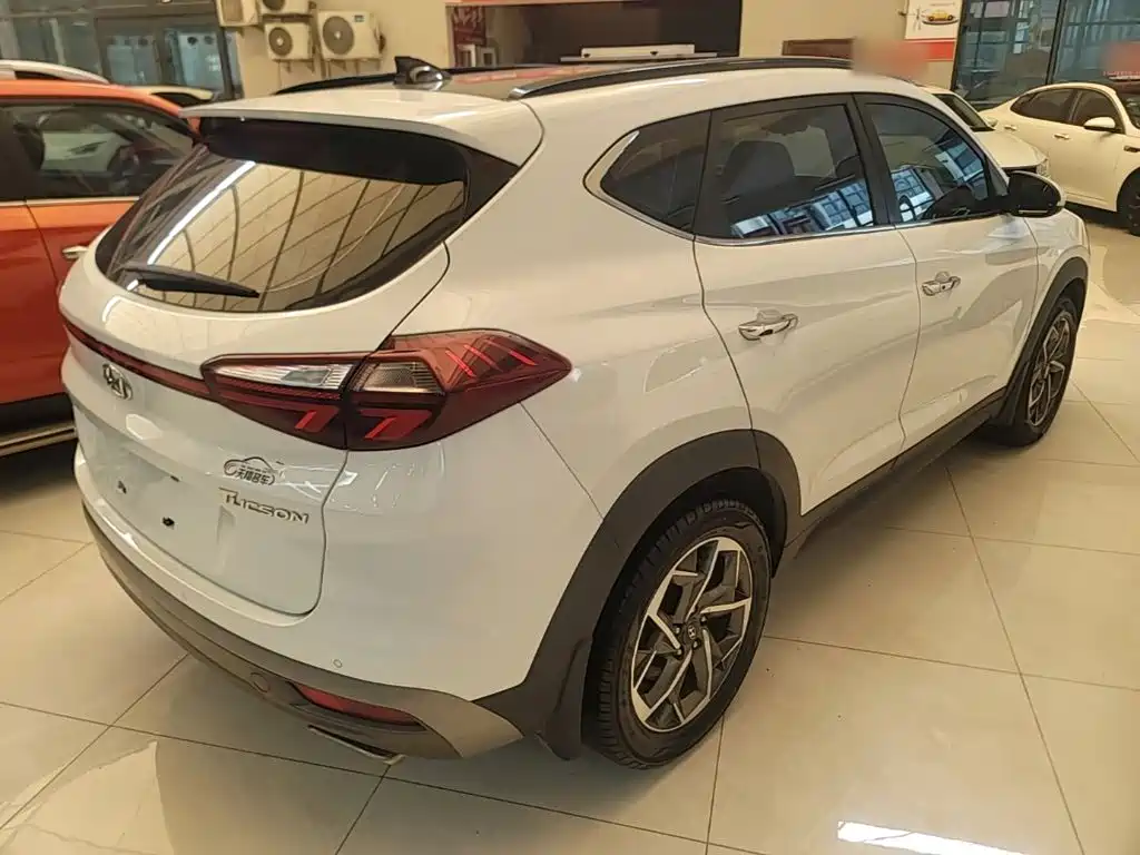 Hyundai Tucson — миниатюра 7