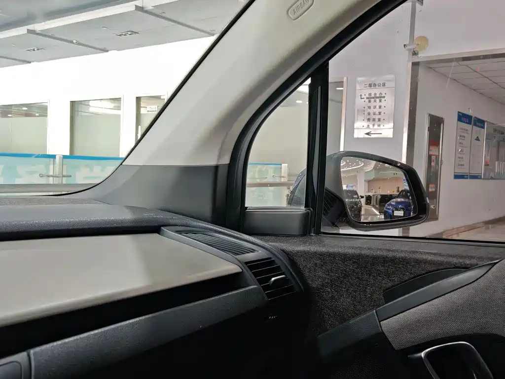 BMW i3 (Import) — миниатюра 19