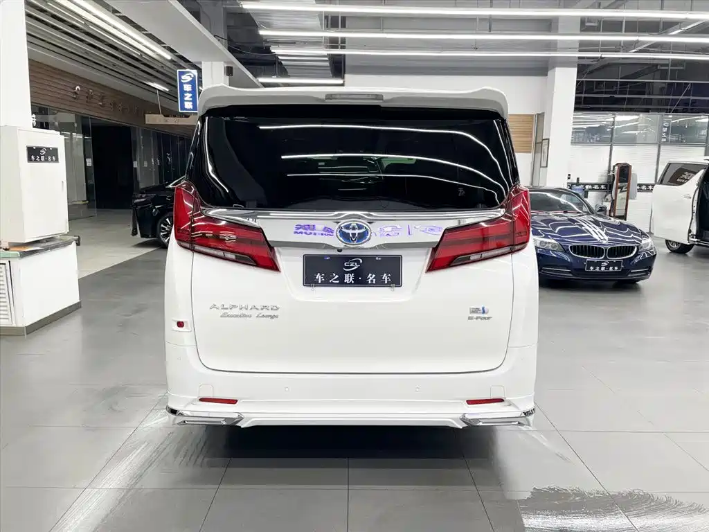 TOYOTA ELFA