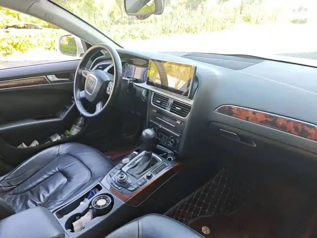 Audi A4L — миниатюра 7