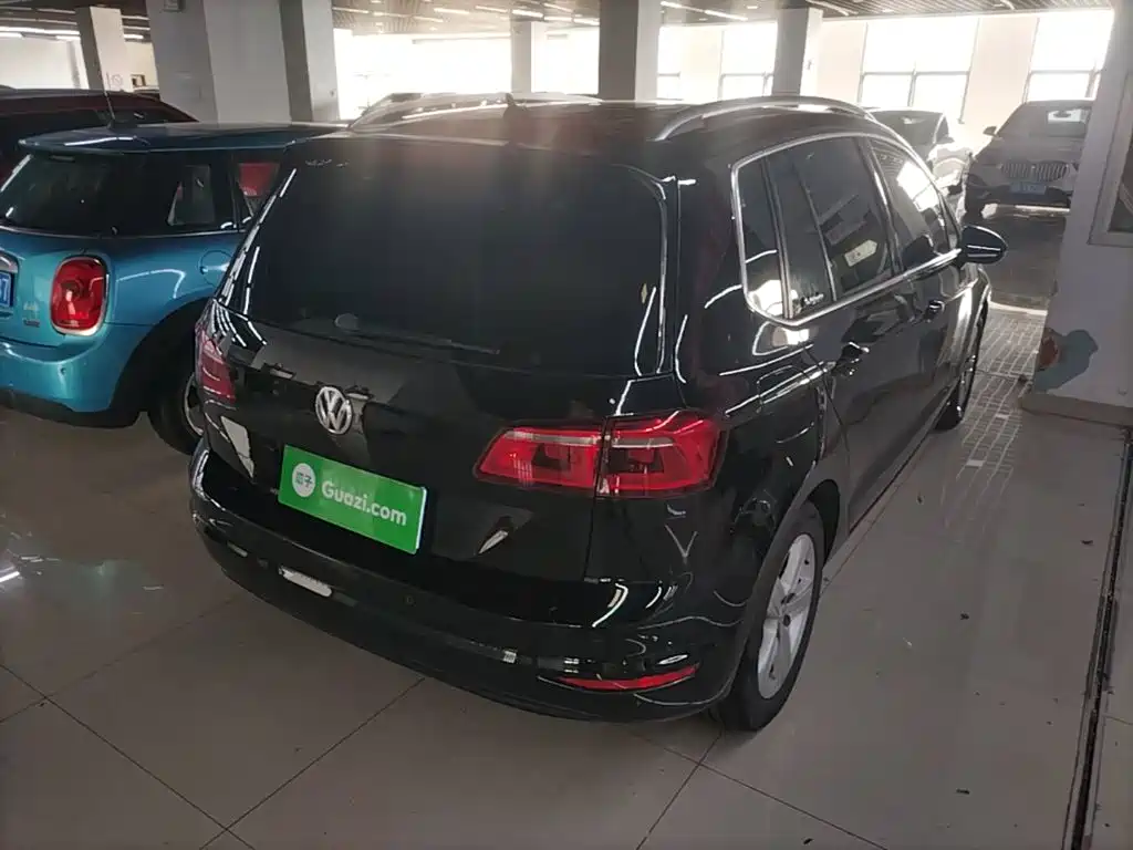 Volkswagen Golf (Import) — миниатюра 7