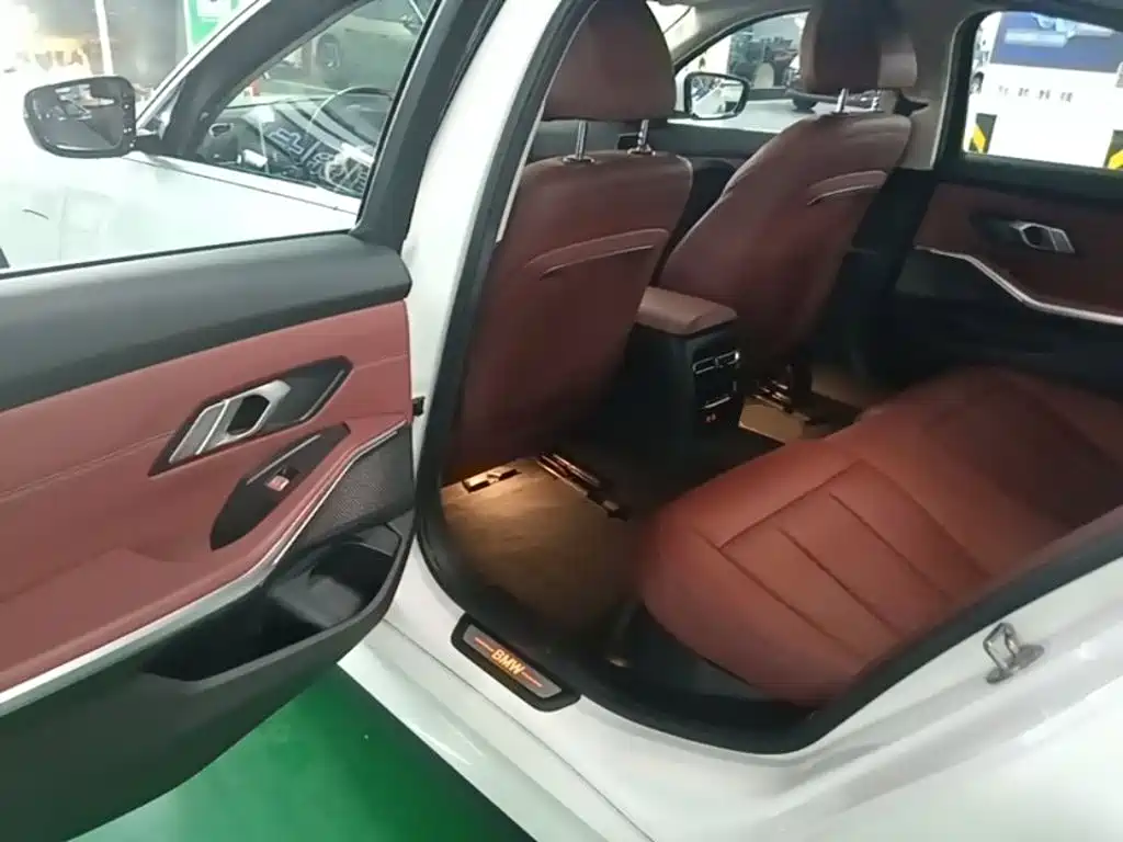 BMW i3 — миниатюра 17