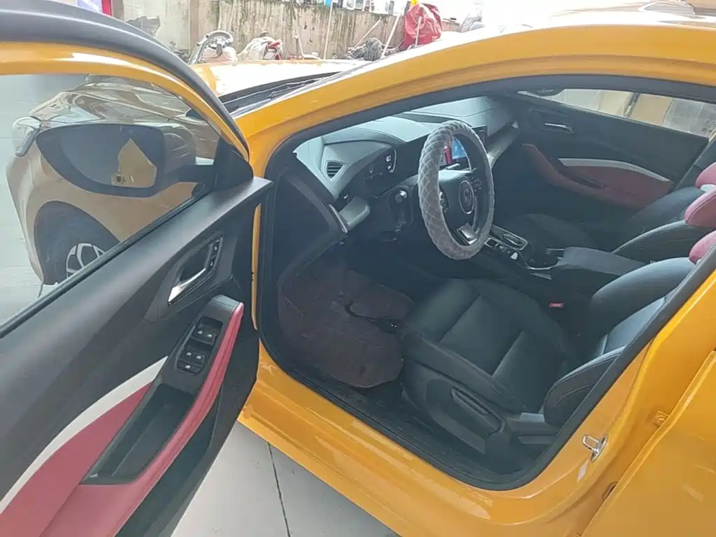 MG MG5 — миниатюра 16