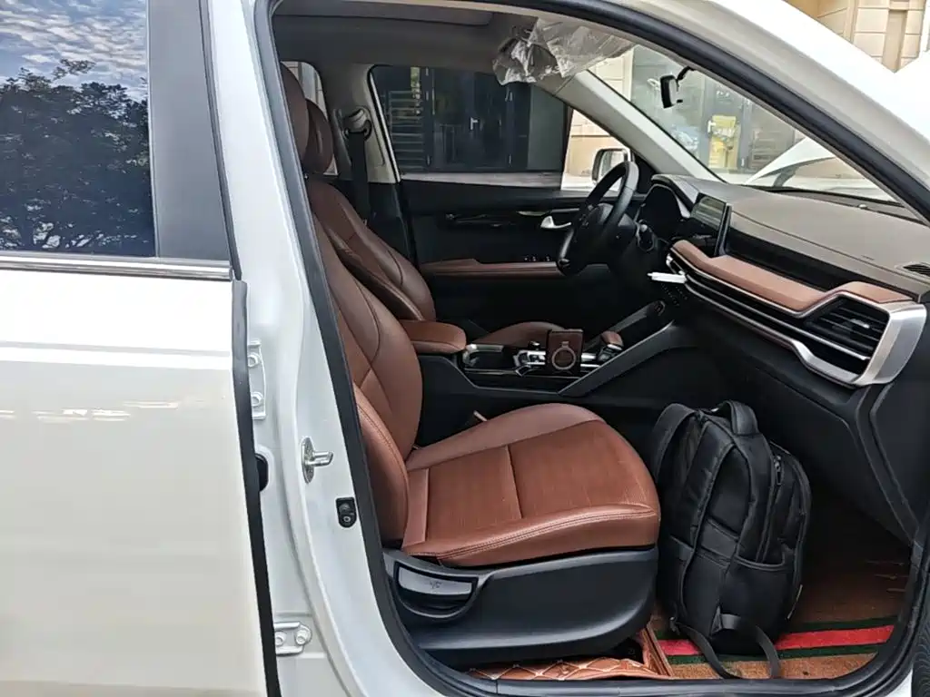 Kia Sportage — миниатюра 25