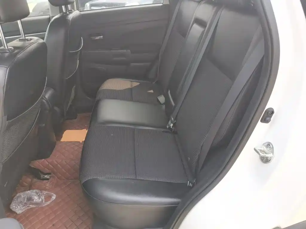 Peugeot 4008 (Import) — миниатюра 17