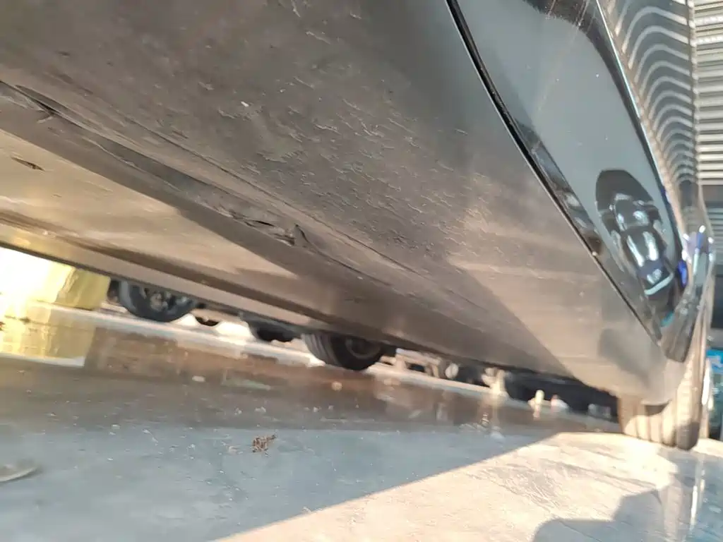 Tesla Model Y — миниатюра 22