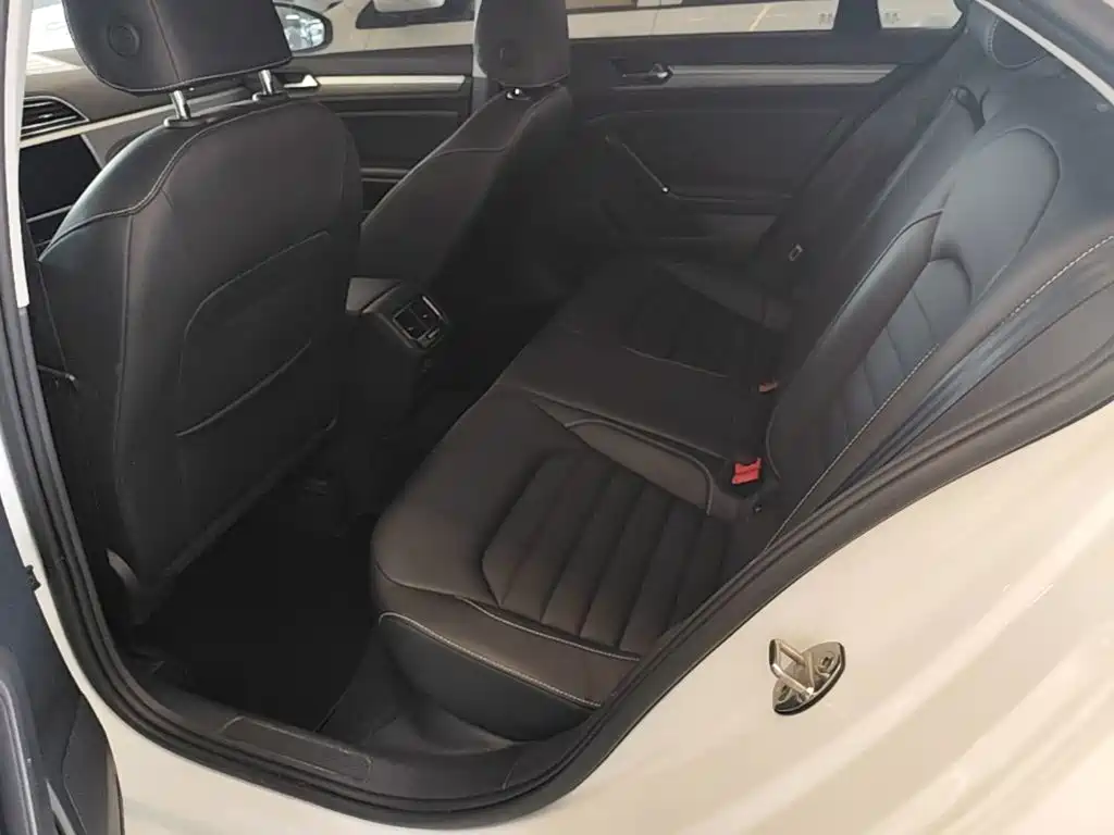 Volkswagen Lamando — миниатюра 17
