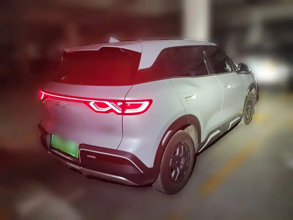 BYD Yuan UP — миниатюра 5