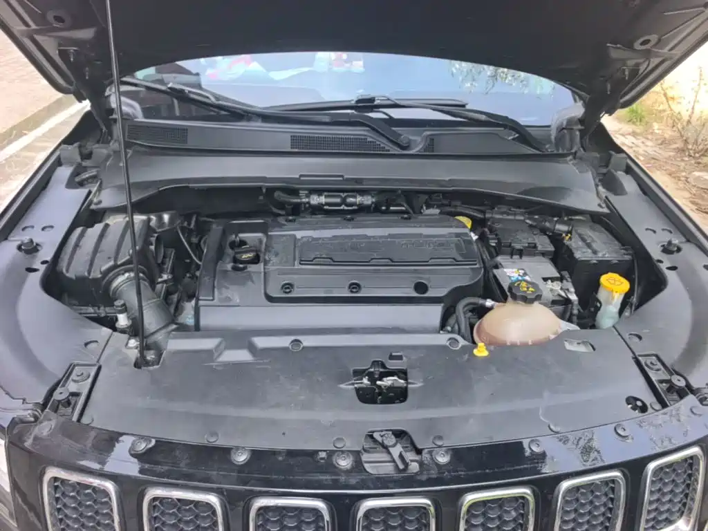 Jeep Compass — миниатюра 20