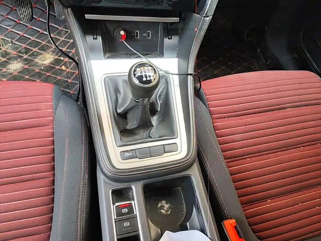 MG MG6 — миниатюра 14