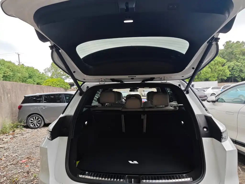 Li Auto Li L7 — миниатюра 11