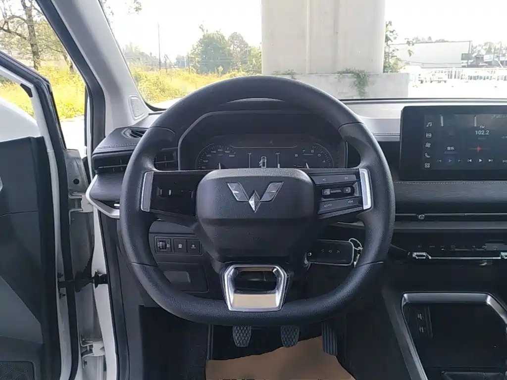 Wuling Jiachen — миниатюра 11