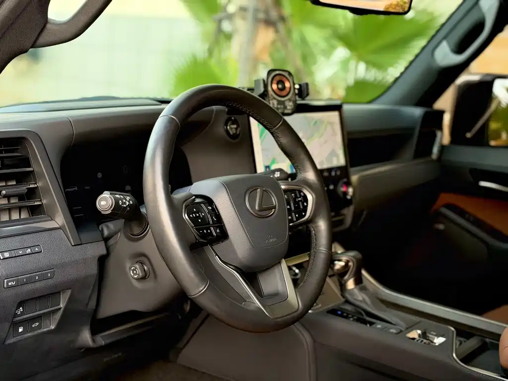 Lexus GX — миниатюра 9