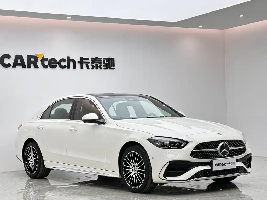 Mercedes-Benz C-Class — миниатюра 6