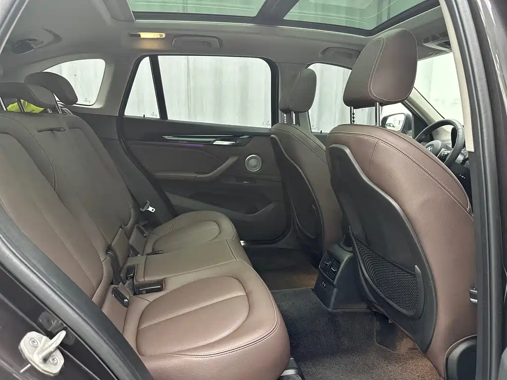 BMW X1 — миниатюра 27