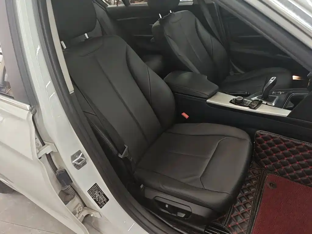 BMW 3 Series — миниатюра 25