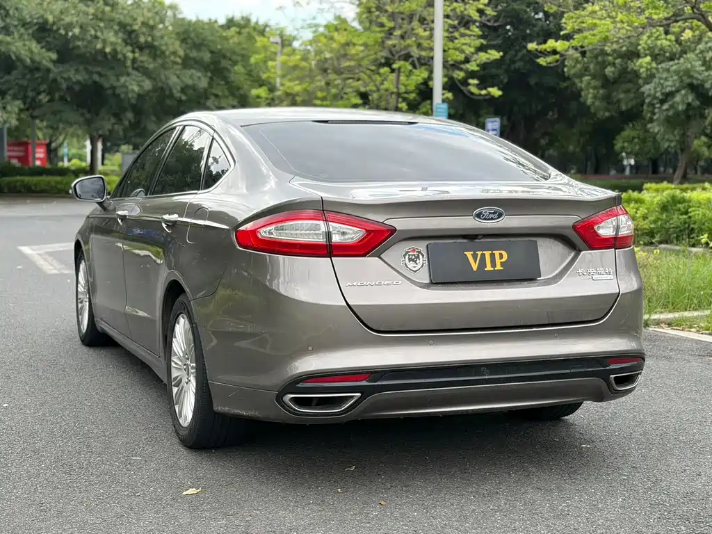 Ford Mondeo — миниатюра 13