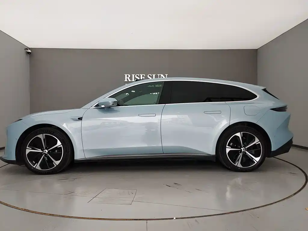 NIO ET5T — миниатюра 8