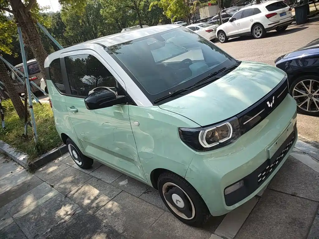 Wuling MINIEV — миниатюра 4