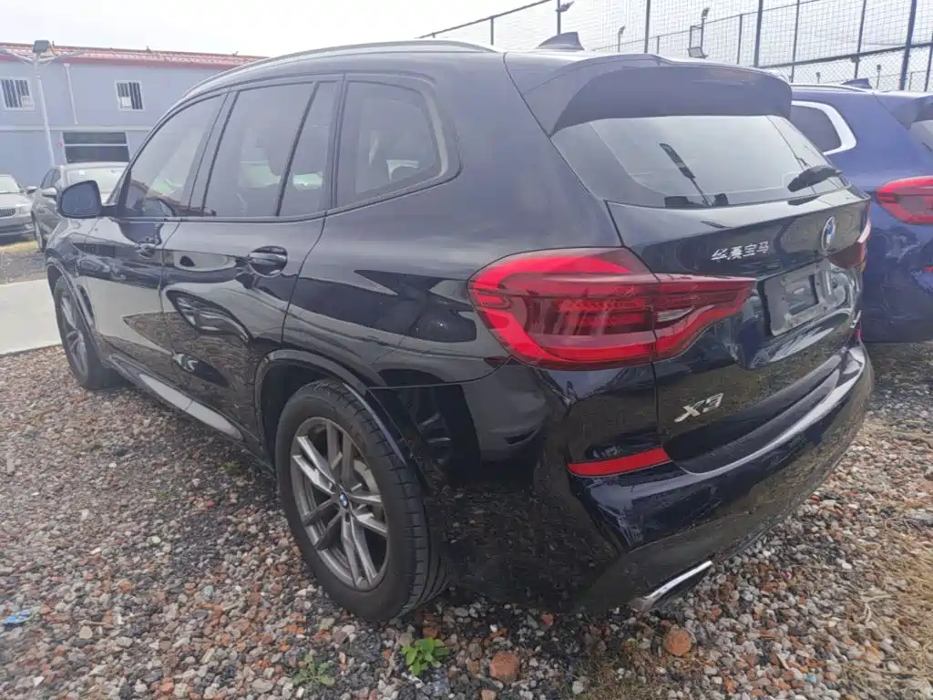 BMW X3 — миниатюра 5