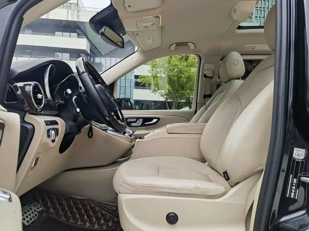 Mercedes-Benz V-Class — миниатюра 9