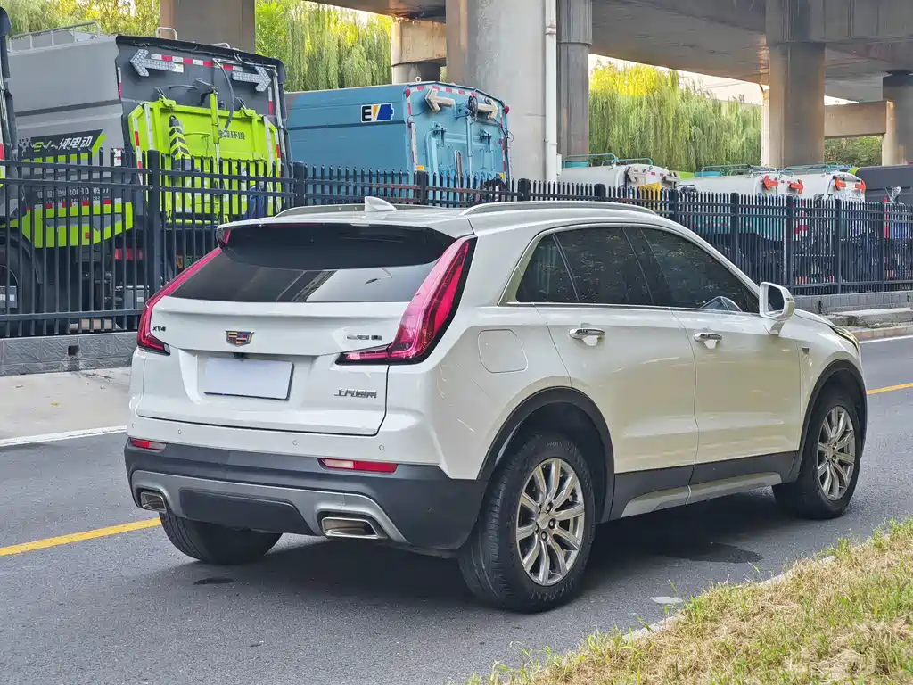 Cadillac XT4 — миниатюра 4