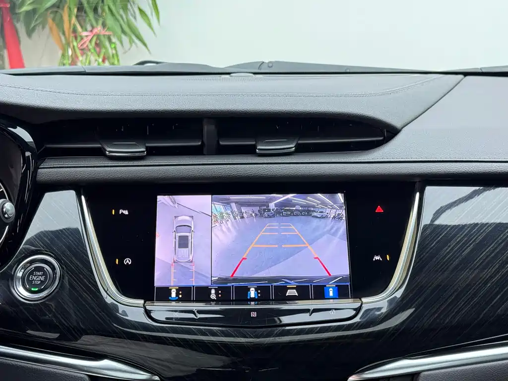 Cadillac XT6 — миниатюра 14