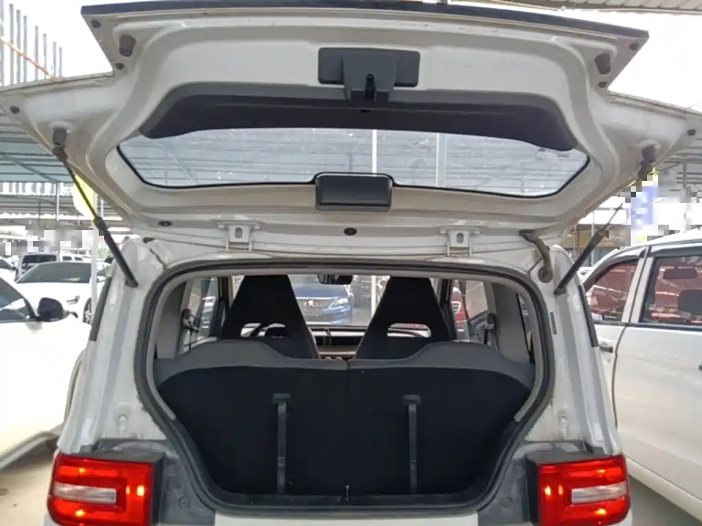 Wuling MINIEV — миниатюра 19