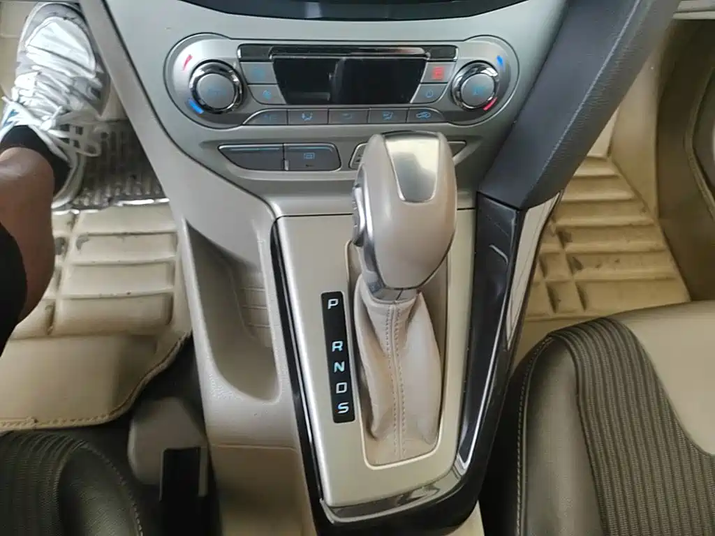 Ford Focus — миниатюра 14