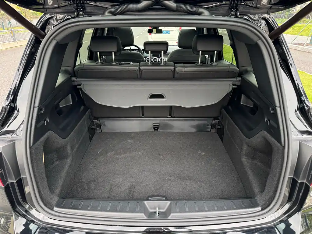 Mercedes-Benz GLB — миниатюра 14