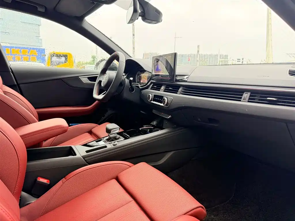 Audi A4L 2025 200 Enjoy 40 TFSI Luxury