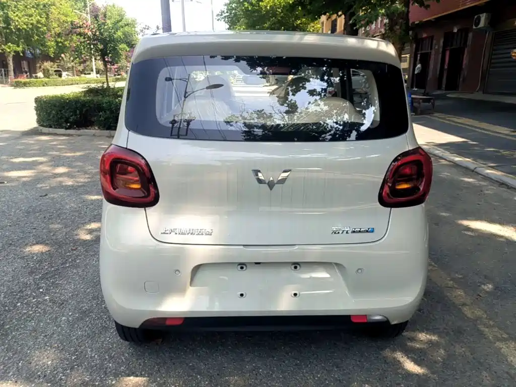 Wuling MINIEV — миниатюра 6