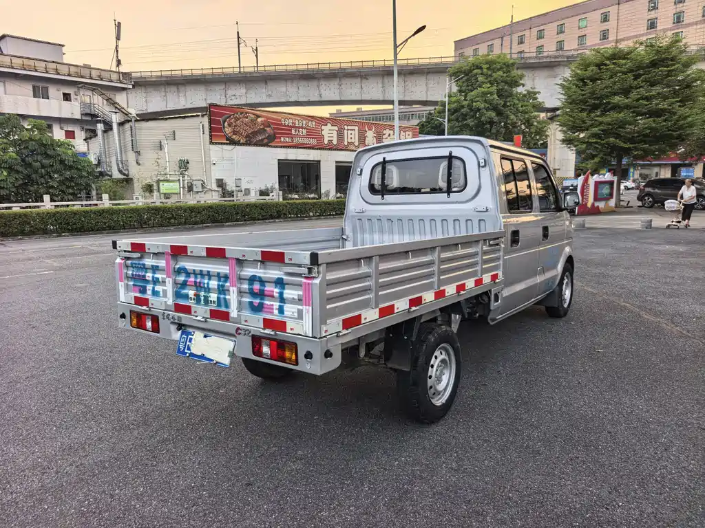 DFSK C32 — миниатюра 6