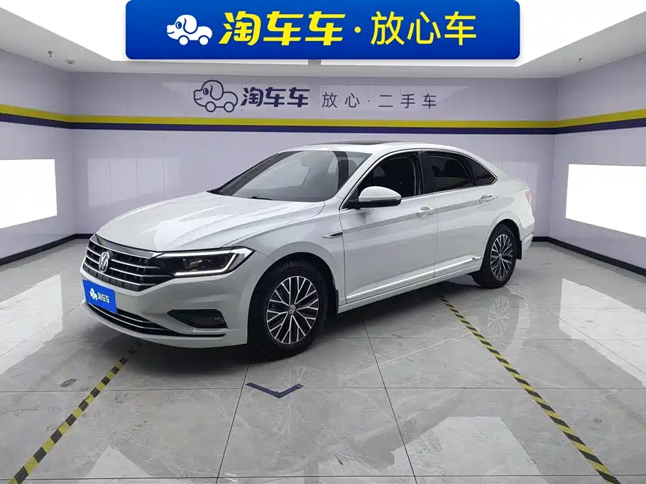 Volkswagen Sagitar 2020