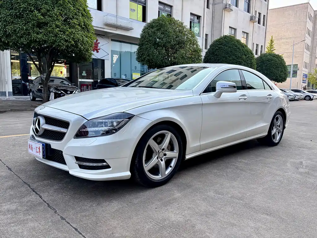 Mercedes-Benz CLS